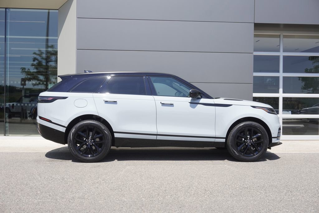 New 2026 Land Rover Range Rover Velar Dynamic SE image 7