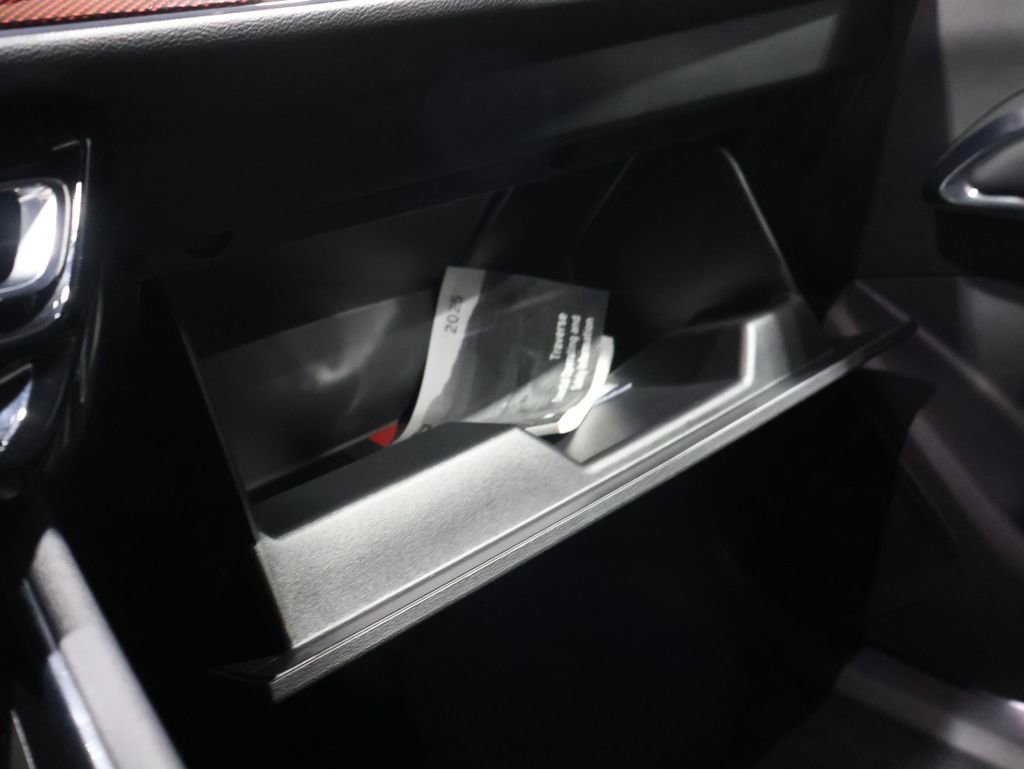 Used 2025 Chevrolet Traverse Z71 image 30