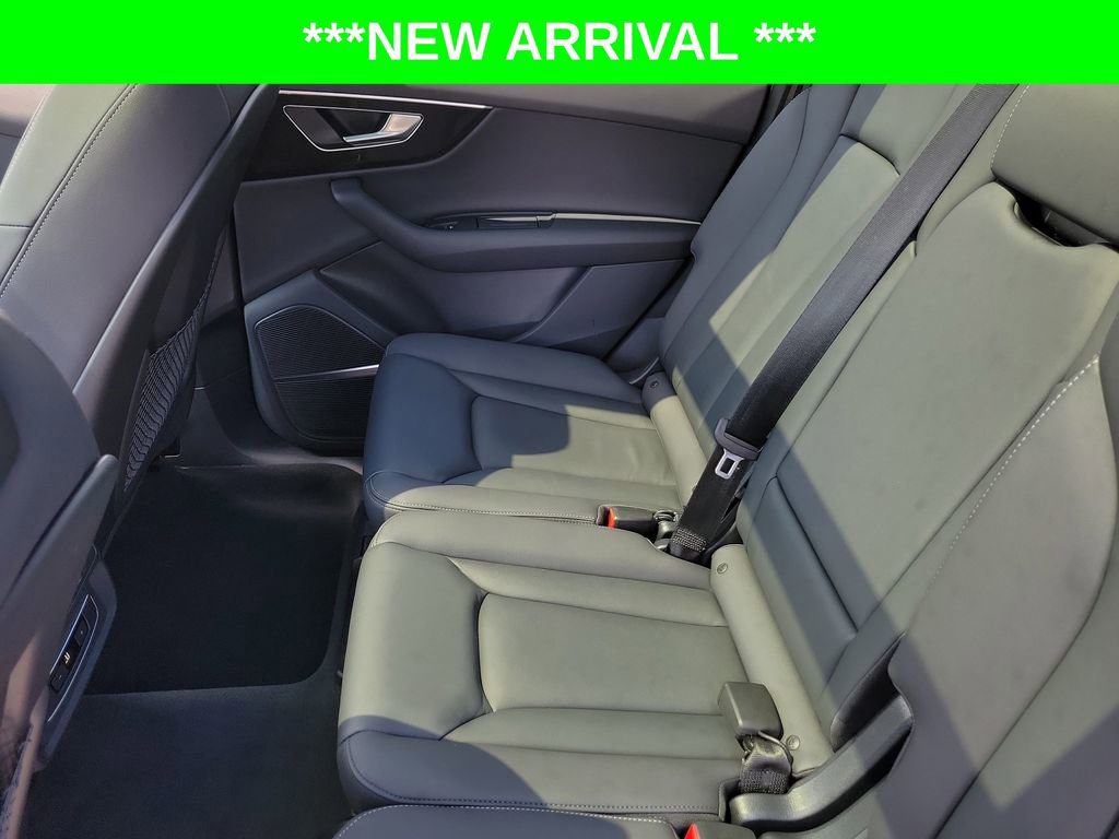 Used 2025 Audi Q7 2.0T Premium w/ Convenience Plus Package AWD/4WD image 26
