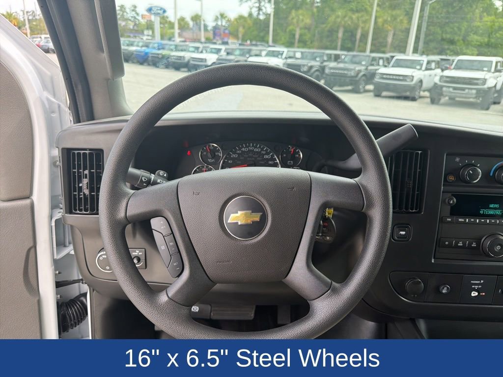 Used 2026 Chevrolet Express 2500 Extended w/ Driver Convenience Package image 21