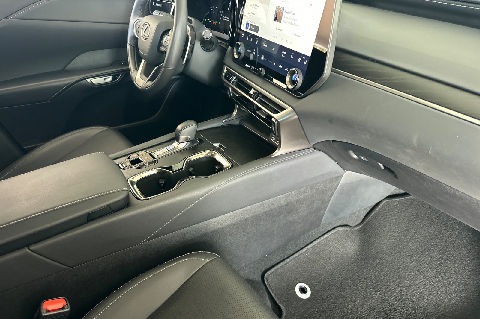 Certified 2025 Lexus RX 350h w/ Convenience Package AWD/4WD image 13
