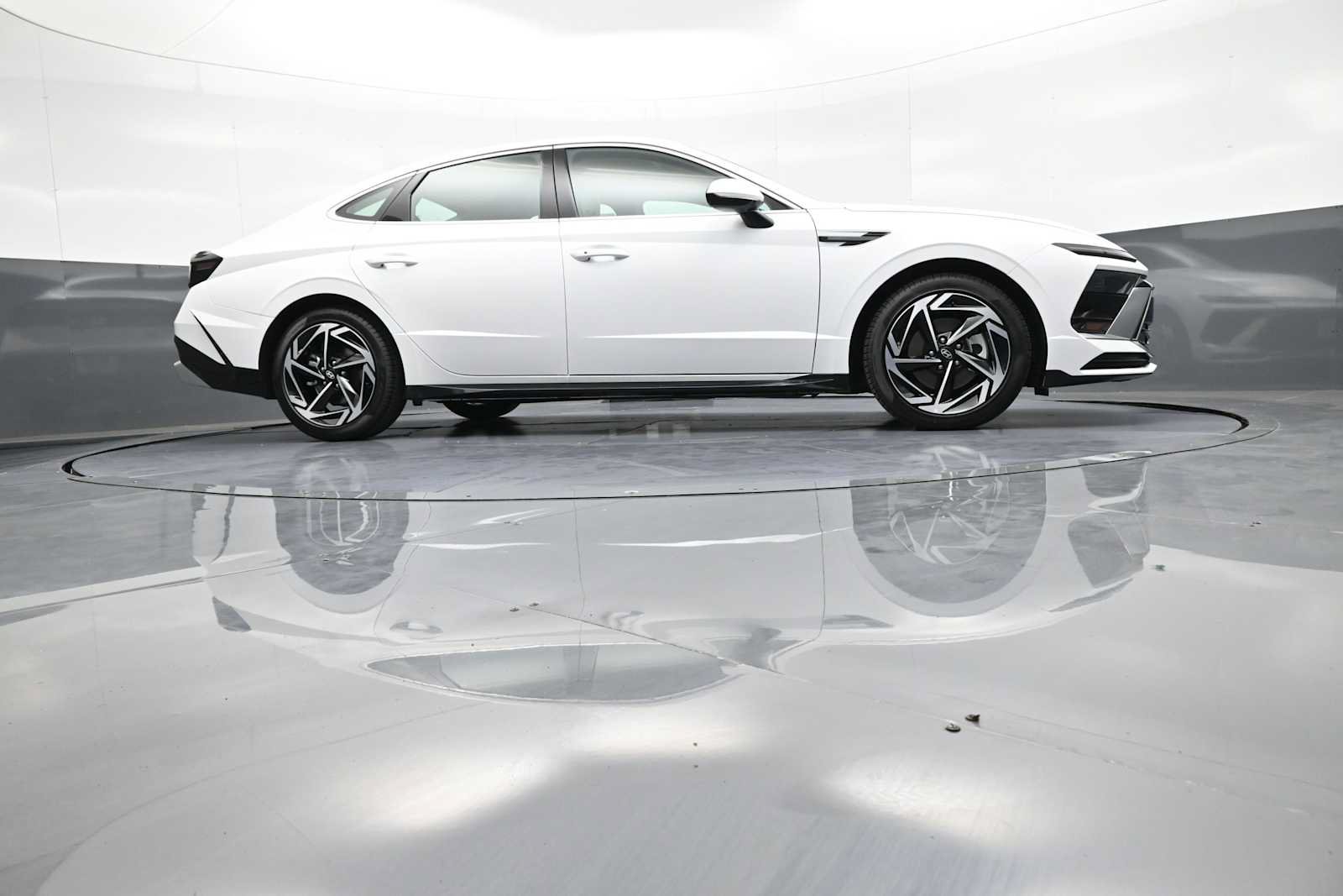 New 2026 Hyundai Sonata SEL FWD image 27
