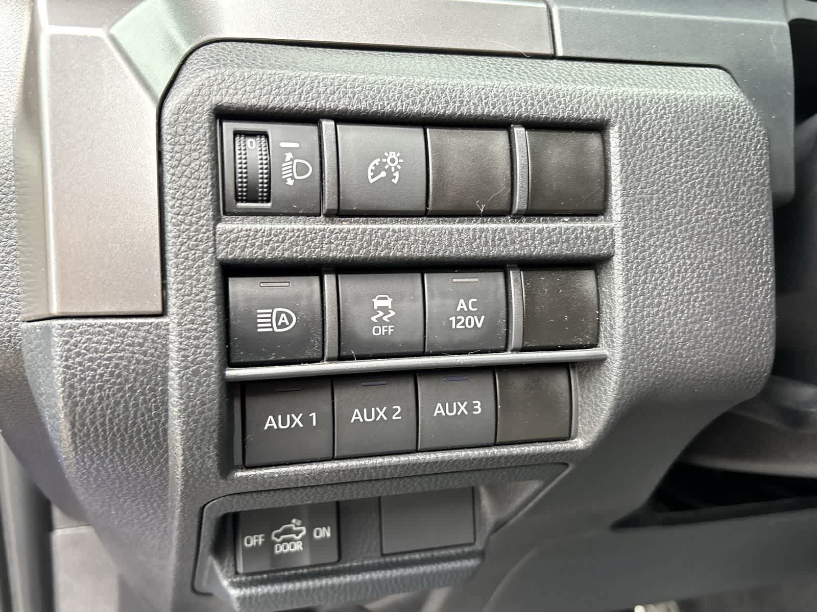 Used 2024 Toyota Tacoma TRD Sport w/ TRD Sport Upgrade Package AWD/4WD image 10