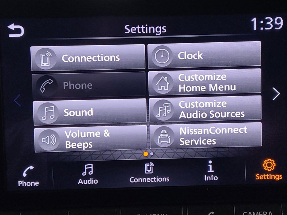 Used 2025 Nissan Rogue SV FWD image 25