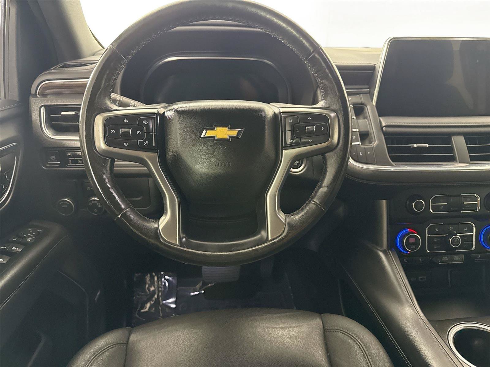 Used 2022 Chevrolet Tahoe LT w/ Luxury Package RWD image 30