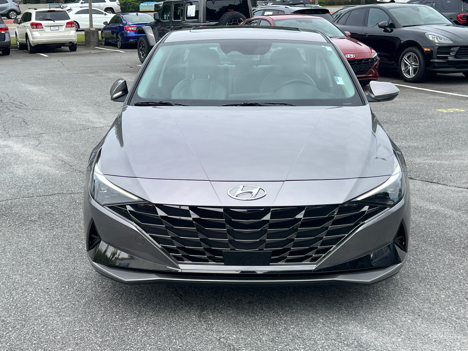 Certified 2023 Hyundai Elantra Limited FWD image 2