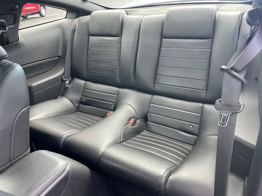 Used 2008 Ford Mustang Shelby GT500 RWD image 8