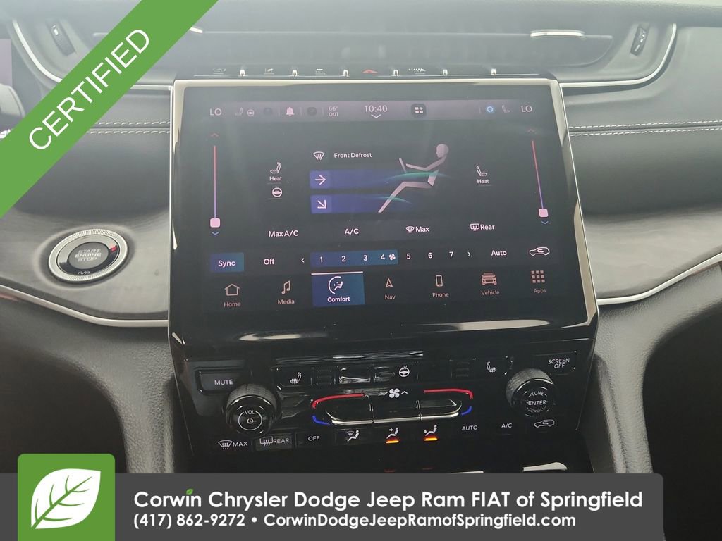 Used 2023 Jeep Grand Cherokee Limited w/ Black Appearance Package image 26