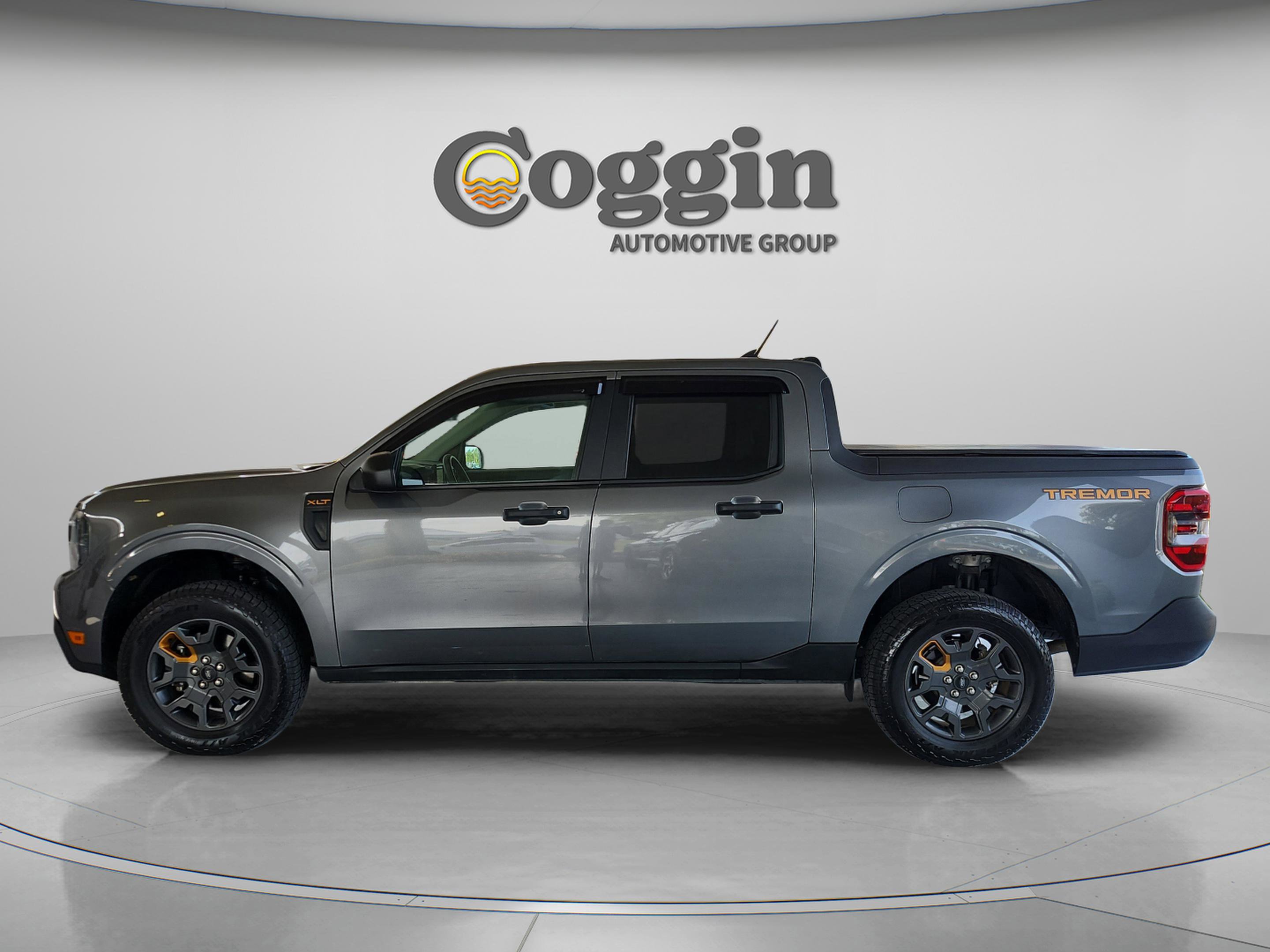 Certified 2024 Ford Maverick Tremor w/ Tremor Off-Road Package AWD/4WD image 2
