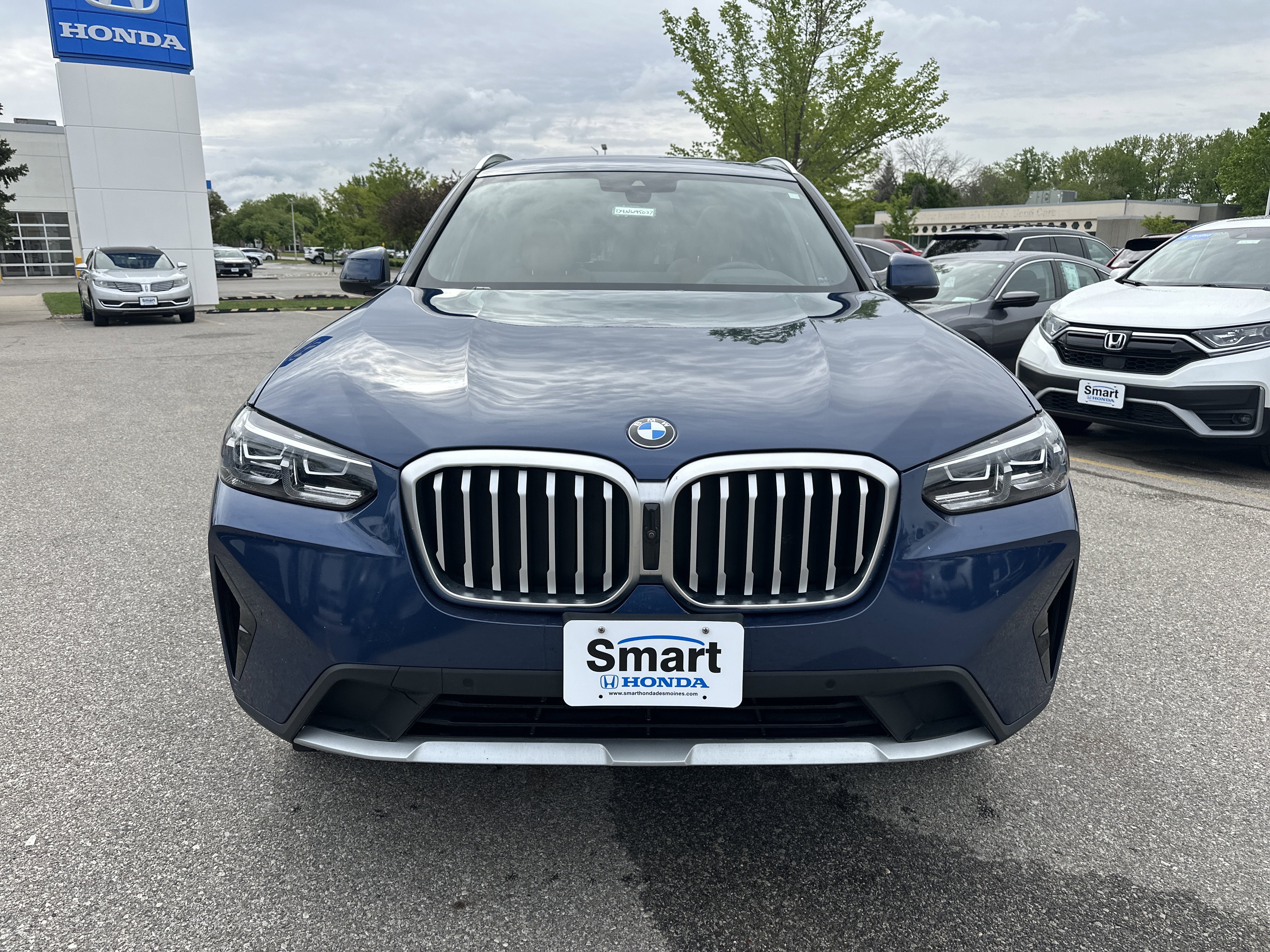 Used 2024 BMW X3 xDrive30i w/ Premium Package AWD/4WD image 8