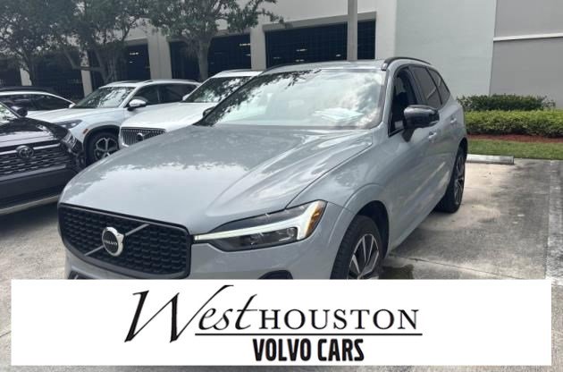 Used 2024 Volvo XC60 B5 Plus AWD/4WD image 1