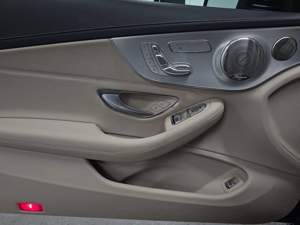 Used 2023 Mercedes-Benz C 300 Coupe image 22