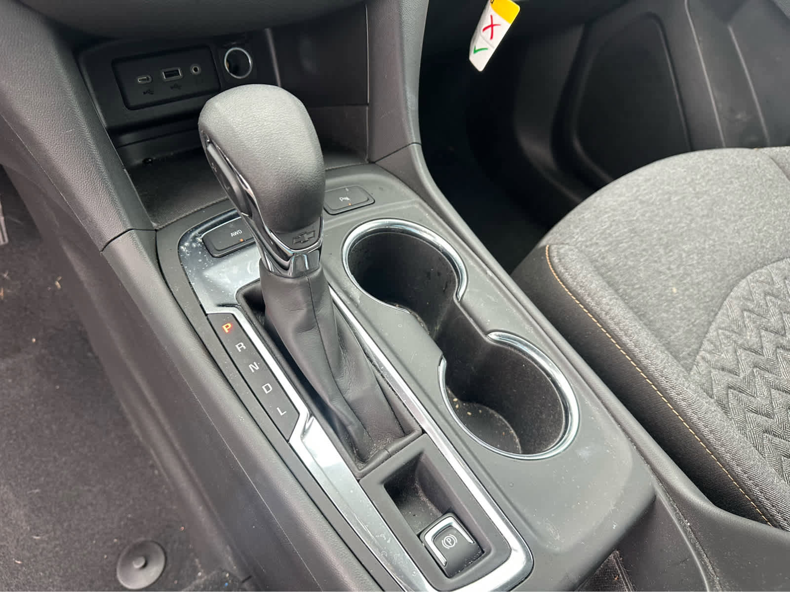 Used 2023 Chevrolet Equinox LT AWD/4WD image 13