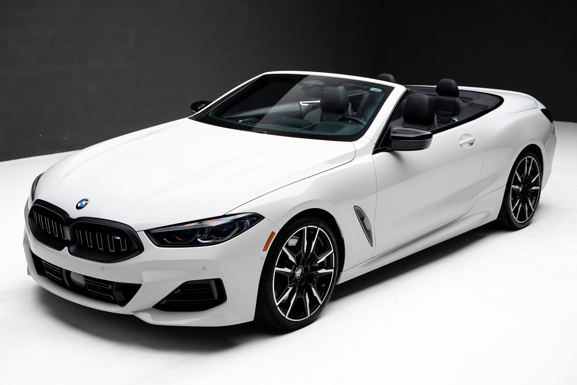 Used 2023 BMW M850i xDrive Convertible AWD/4WD image 7