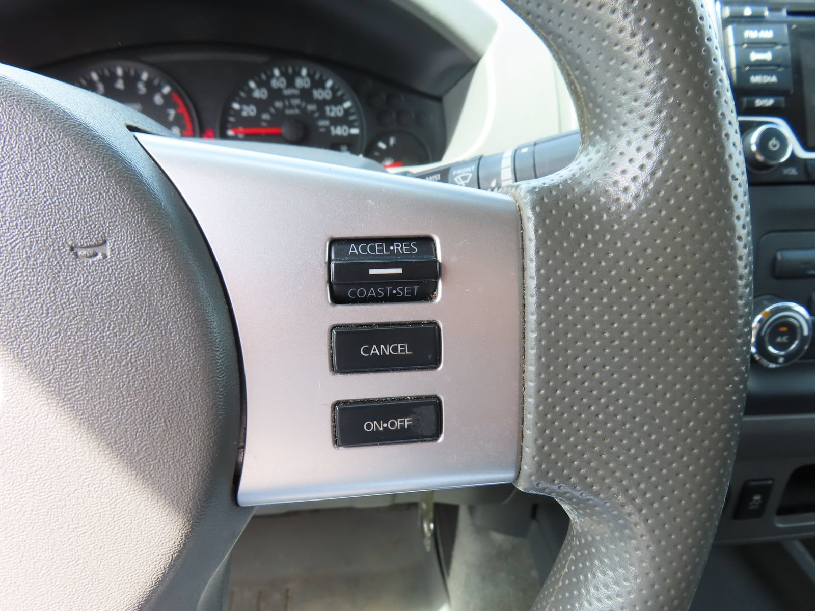 Used 2016 Nissan Frontier SV AWD/4WD image 18