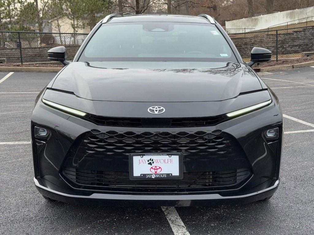 Certified 2025 Toyota Crown Signia w/ Advanced Technology Package image 12