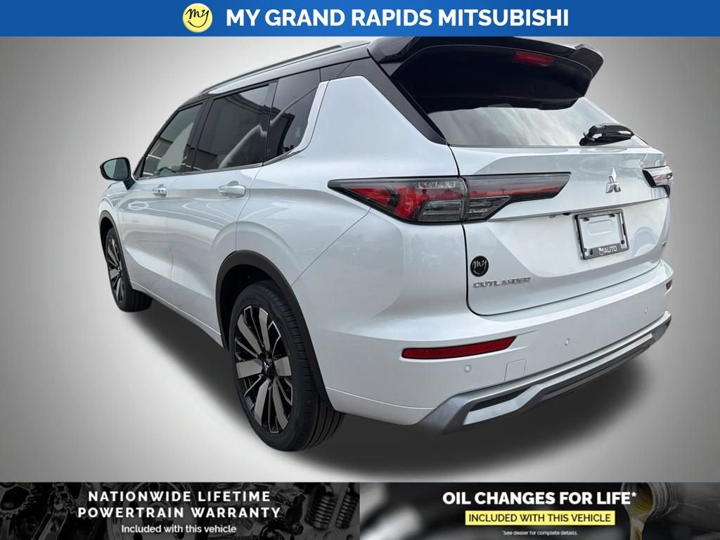 New 2026 Mitsubishi Outlander SEL AWD/4WD image 7