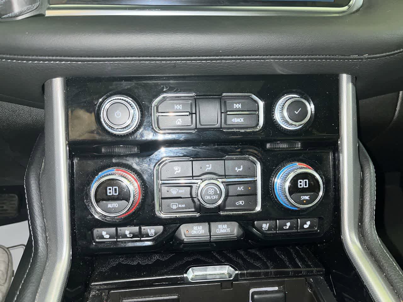 Used 2024 GMC Yukon Denali image 21