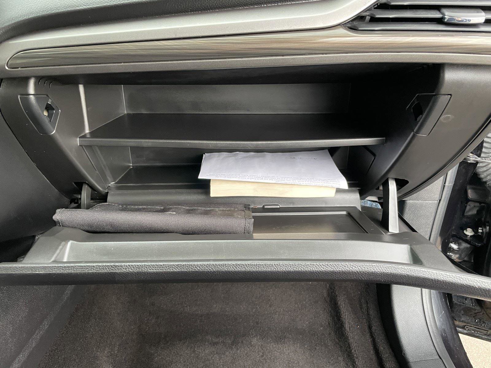 Used 2019 Ford Fusion SEL FWD image 43