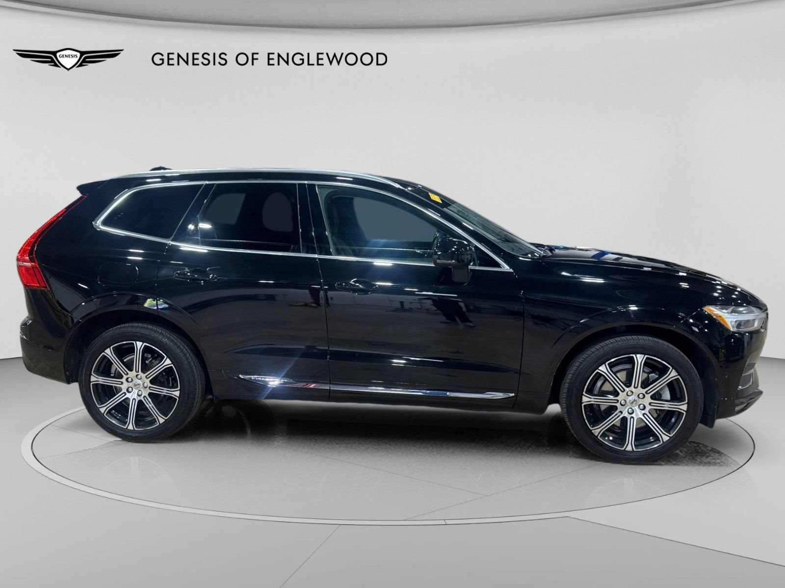 Used 2018 Volvo XC60 T6 Inscription w/ Convenience Package AWD/4WD image 5