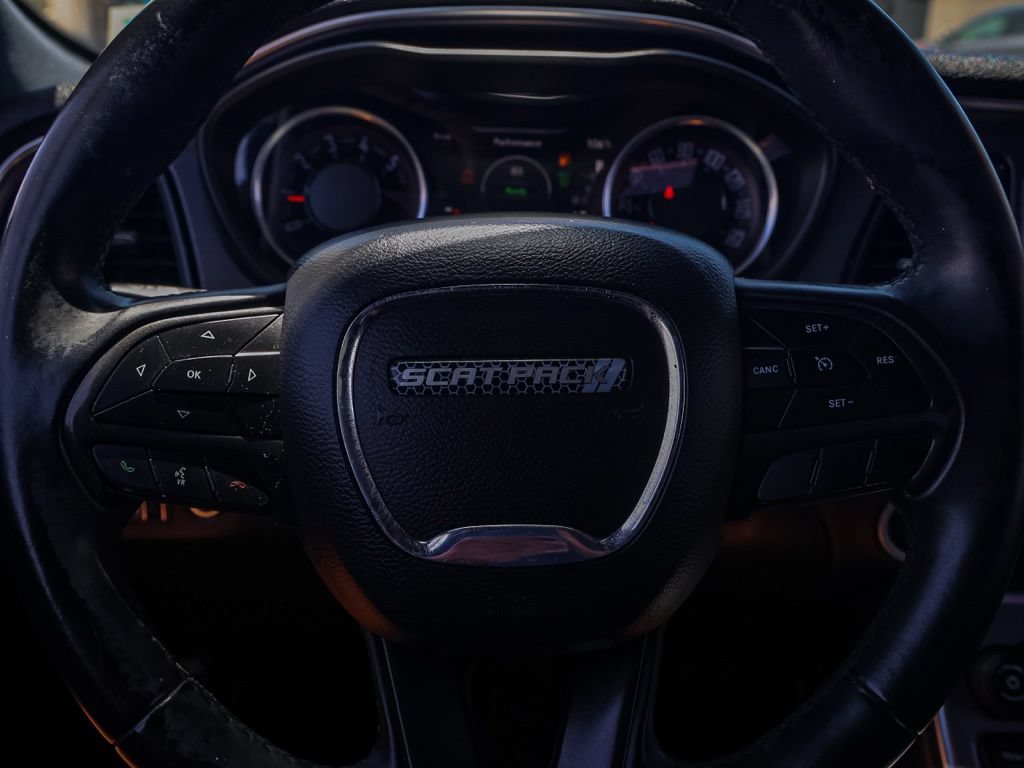 Used 2017 Dodge Challenger R/T RWD image 49