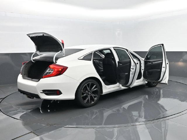 Used 2019 Honda Civic Sport image 28