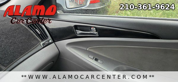 Used 2012 Hyundai Sonata Limited w/ Navigation Pkg FWD image 38