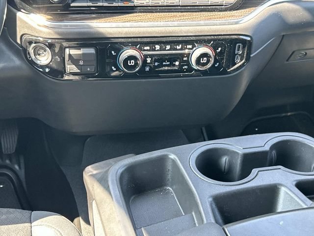 Used 2023 Chevrolet Silverado 1500 RST w/ Z71 Off-Road Package AWD/4WD image 16