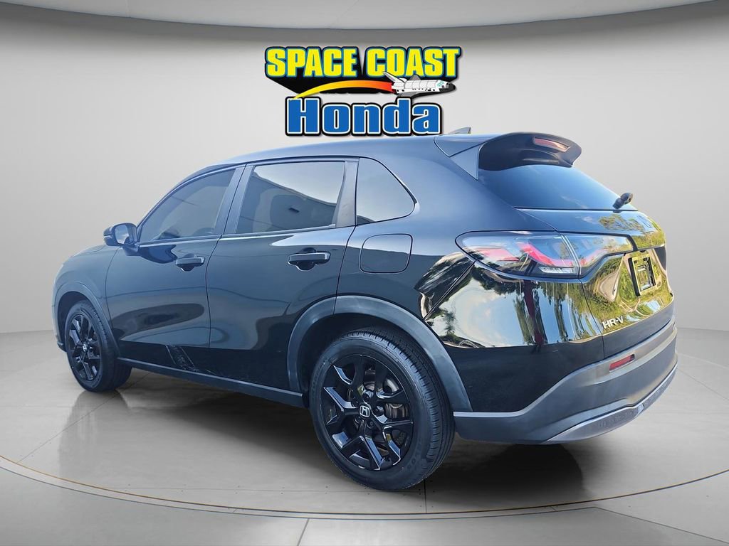 Used 2023 Honda HR-V Sport image 5
