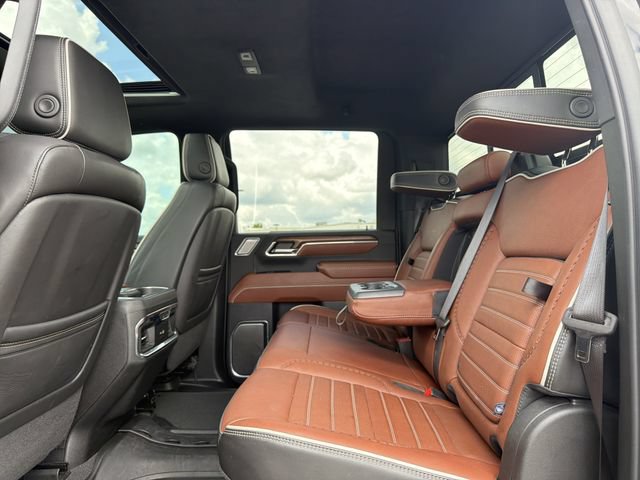 Used 2024 GMC Sierra 2500 Denali Ultimate AWD/4WD image 9