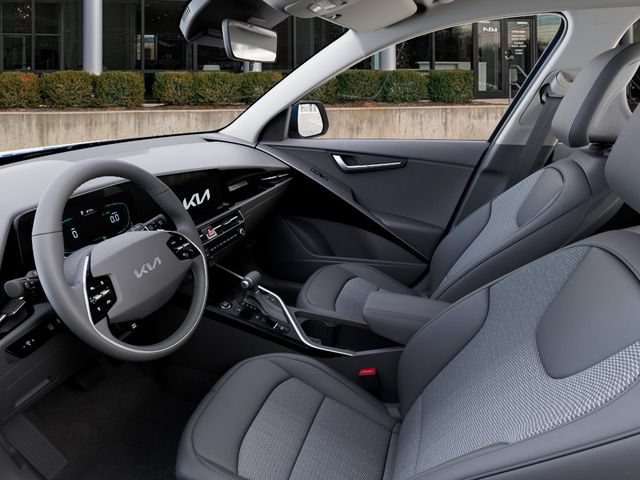 New 2026 Kia Niro EX FWD image 18