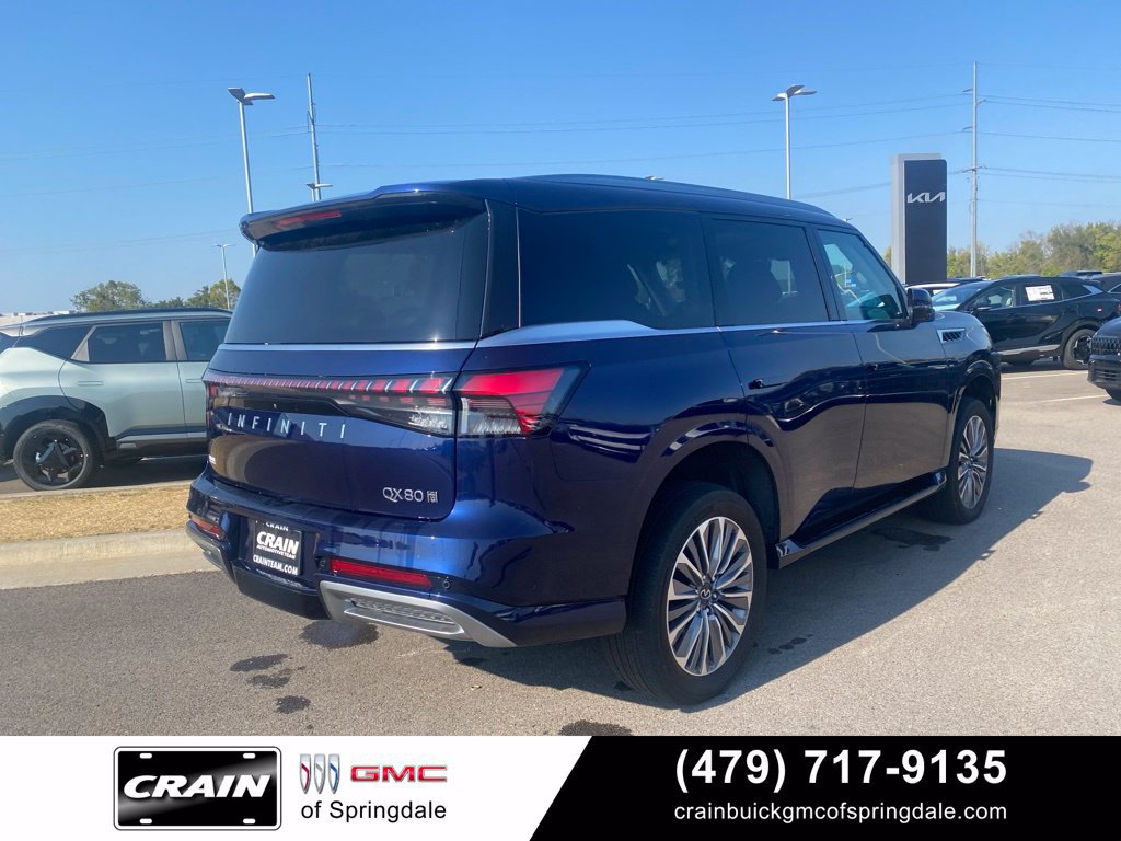 Used 2025 INFINITI QX80 Sensory AWD/4WD image 3
