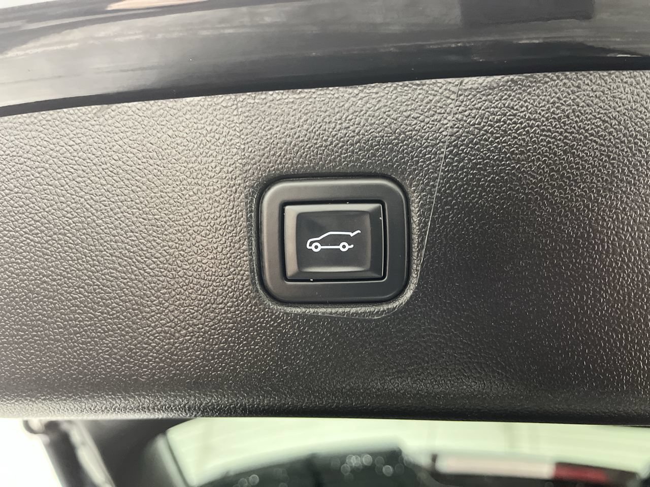 Certified 2024 Chevrolet Blazer LT w/ Midnight/Sport Edition AWD/4WD image 31