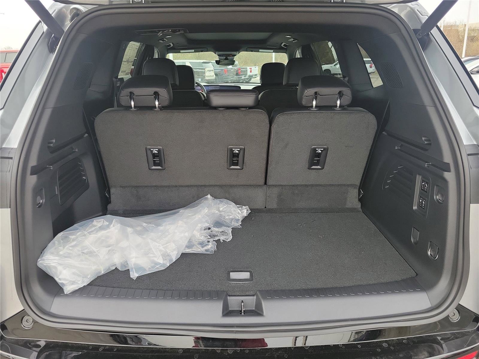 New 2026 Buick Enclave Sport Touring w/ Power Package image 7