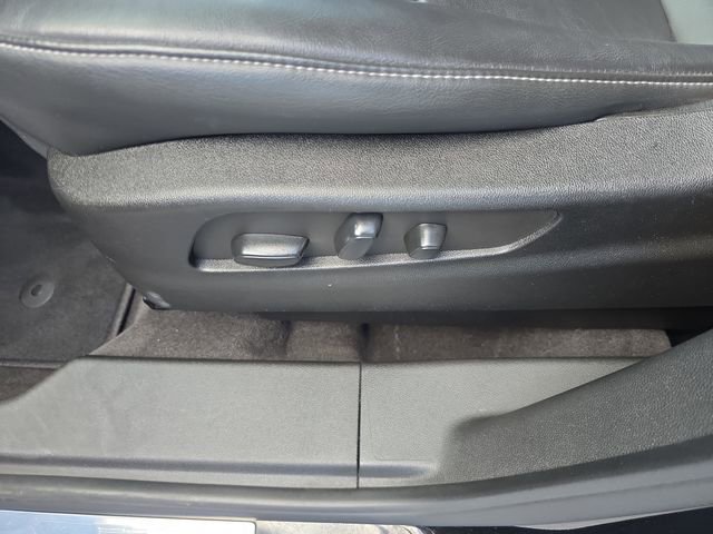 Used 2022 Cadillac XT4 Premium Luxury w/ Enhanced Visibility Package image 18