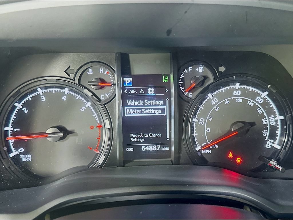 Used 2022 Toyota 4Runner SR5 Premium AWD/4WD image 24