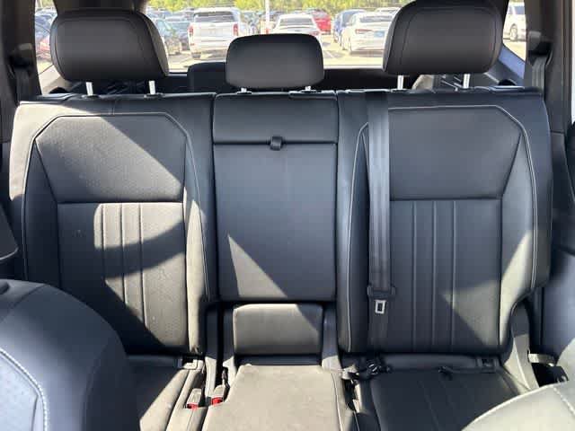 Used 2022 Volkswagen Tiguan SE R-Line FWD image 25
