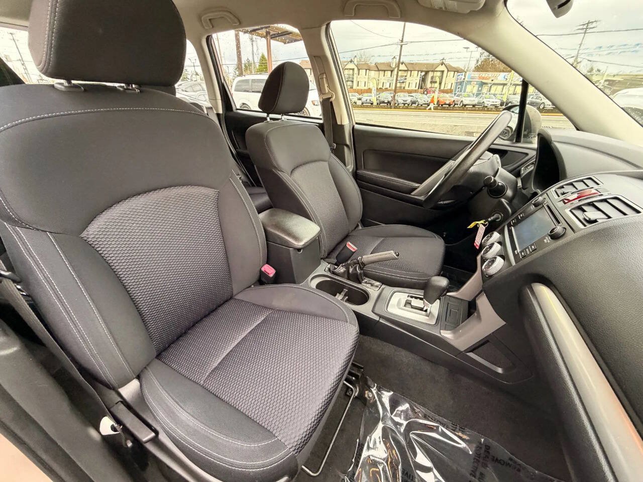 Used 2016 Subaru Forester 2.5i w/ Alloy Wheel Package AWD/4WD image 23