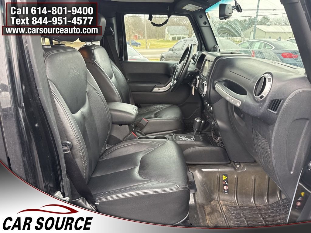 Used 2013 Jeep Wrangler Unlimited Sahara w/ Connectivity Group image 33