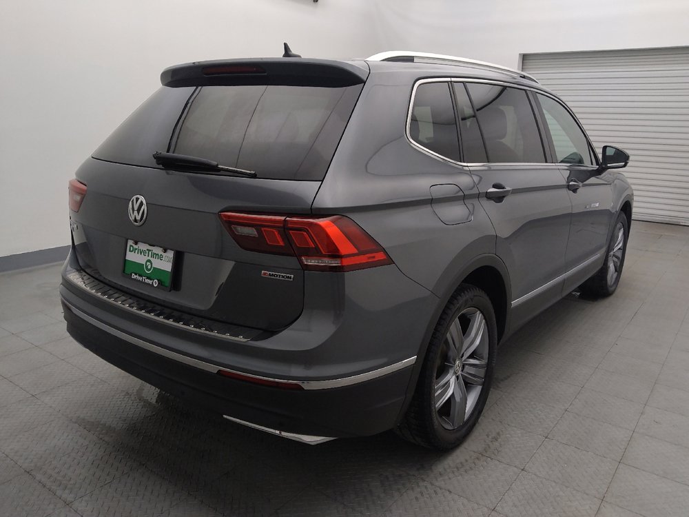 Used 2019 Volkswagen Tiguan SEL Premium image 9