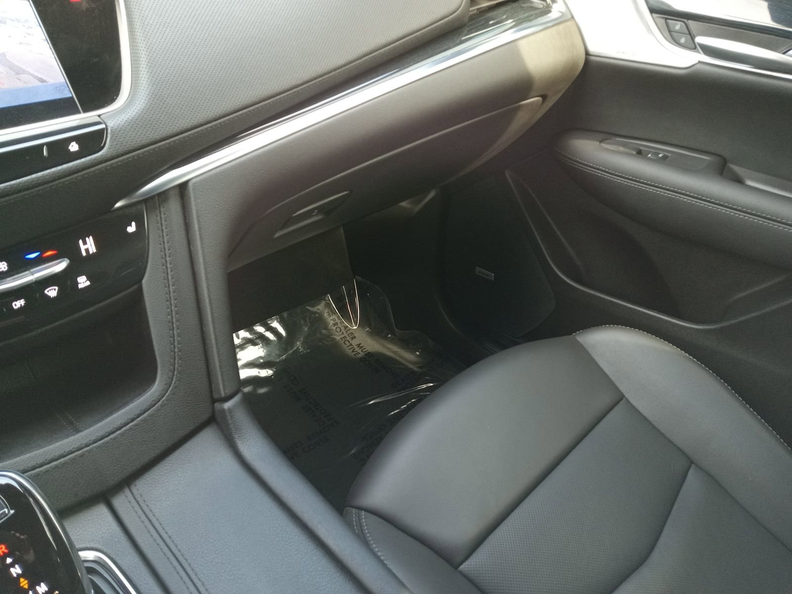 Certified 2024 Cadillac XT5 Premium Luxury image 17