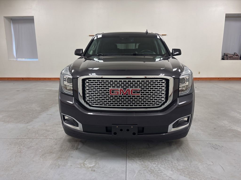 Used 2017 GMC Yukon Denali w/ Open Road Package AWD/4WD image 3
