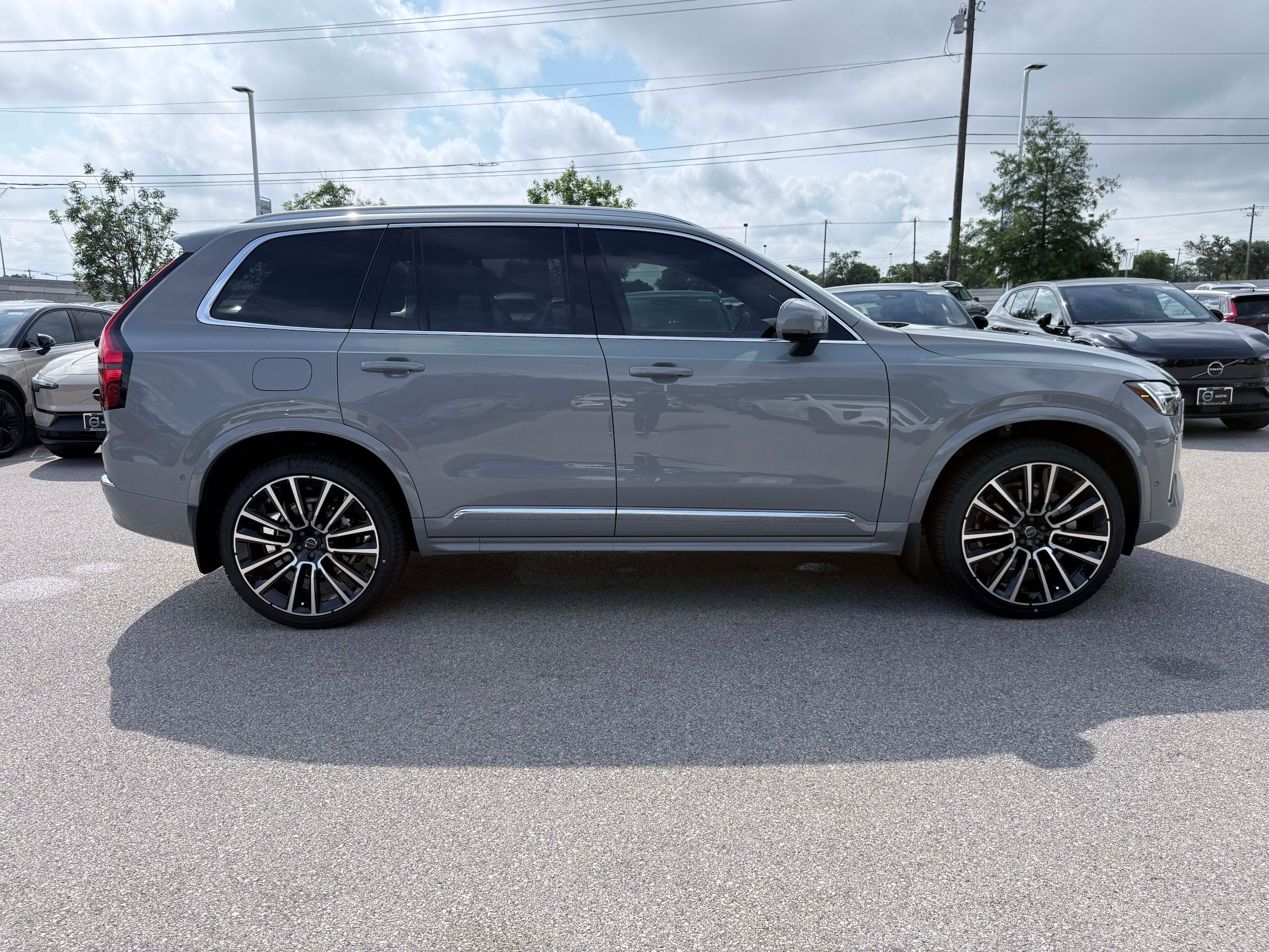 New 2026 Volvo XC90 B5 Ultra w/ Protection Package Premier AWD/4WD image 6