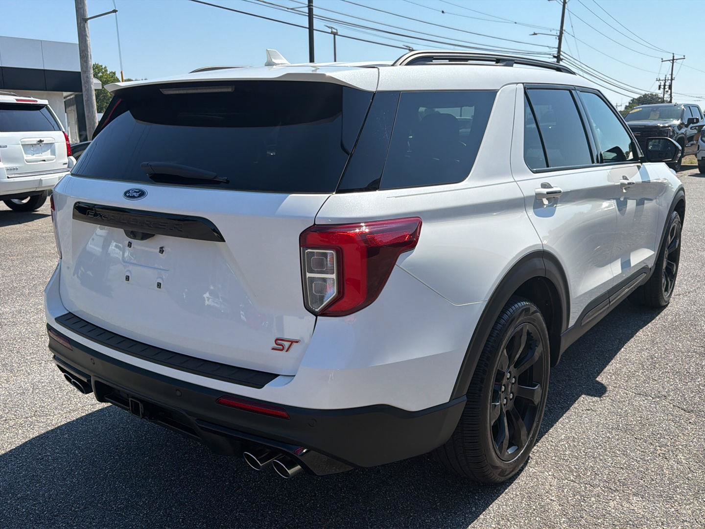 Used 2023 Ford Explorer ST w/ Equipment Group 401A AWD/4WD image 11
