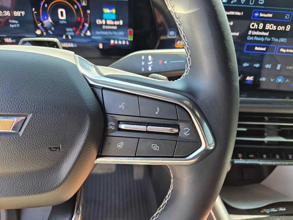 Certified 2025 Chevrolet Traverse High Country AWD/4WD image 33