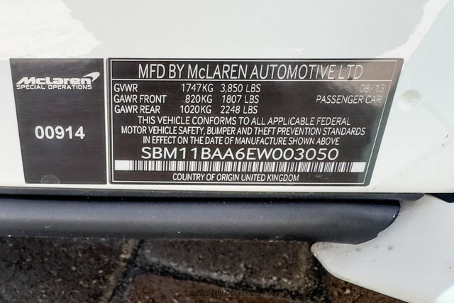 Used 2014 McLaren MP4-12C Spider RWD image 32
