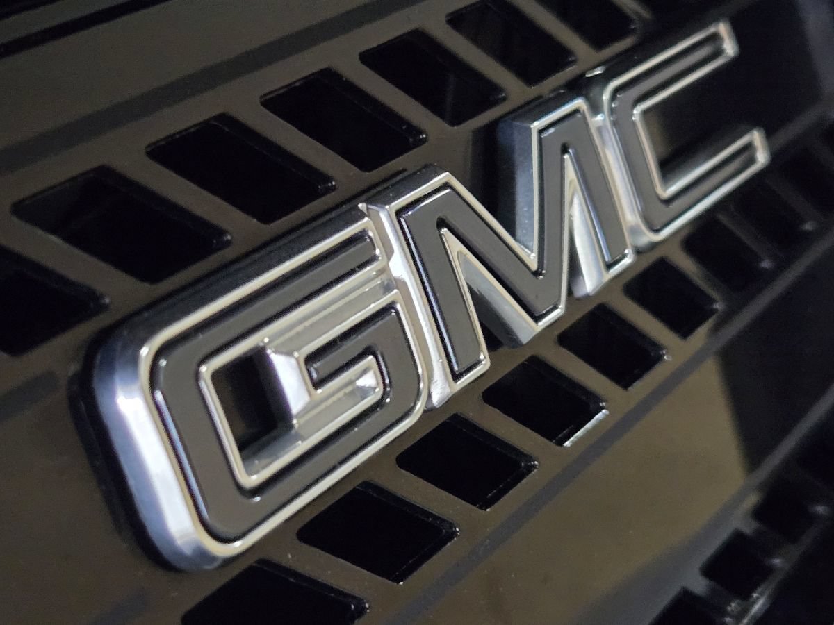 Used 2024 GMC Hummer EV 3X w/ Omega Edition AWD/4WD image 21
