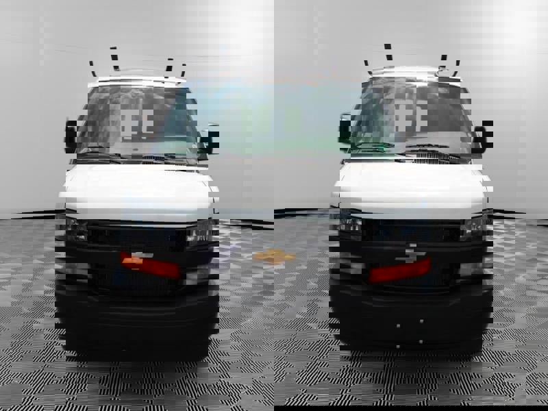 New 2025 Chevrolet Express 2500 w/ Driver Convenience Package video 2