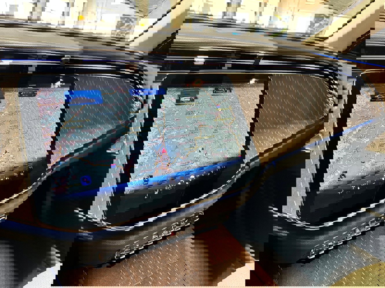 New 2026 Mercedes-Benz E 450 4MATIC Sedan image 10