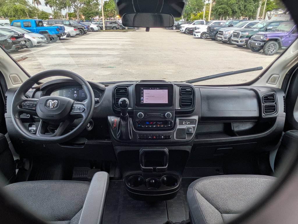 Used 2025 RAM ProMaster 2500 w/ U-Haul Equipment Group FWD image 16